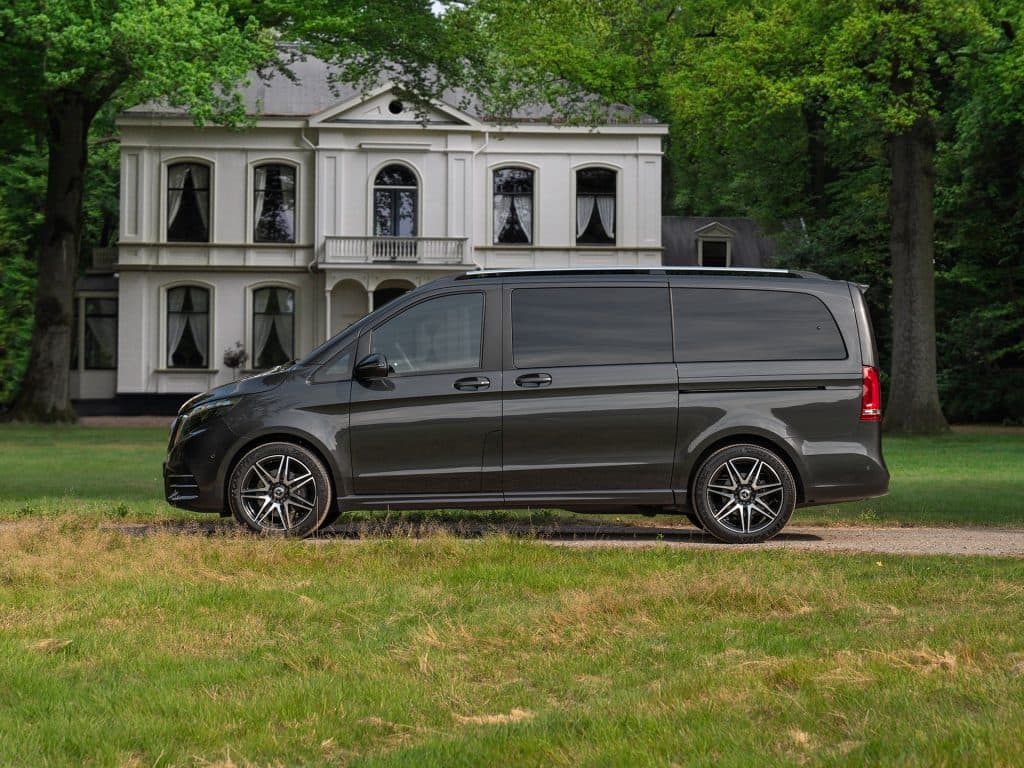 Mercedes V-Klasse met chauffeur